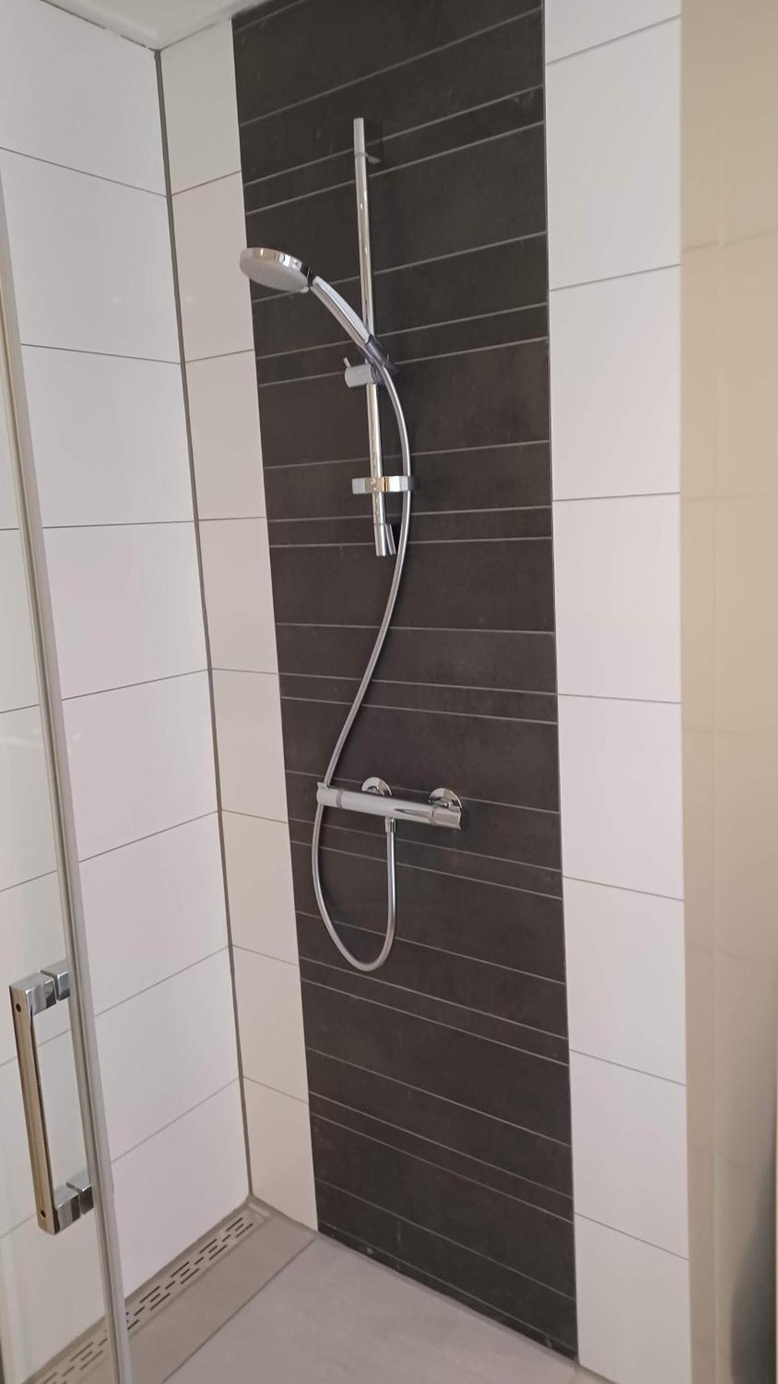 Karakteristiek Huis In Centrum Winsum Met Nieuwe Badkamer Экстерьер фото